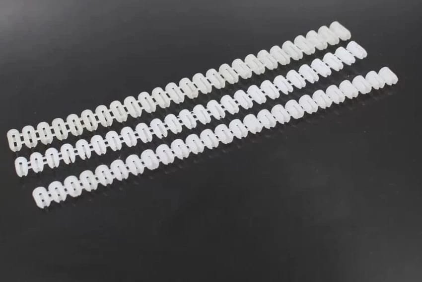 PVC Gitti 10 MM White Furniture Fitting