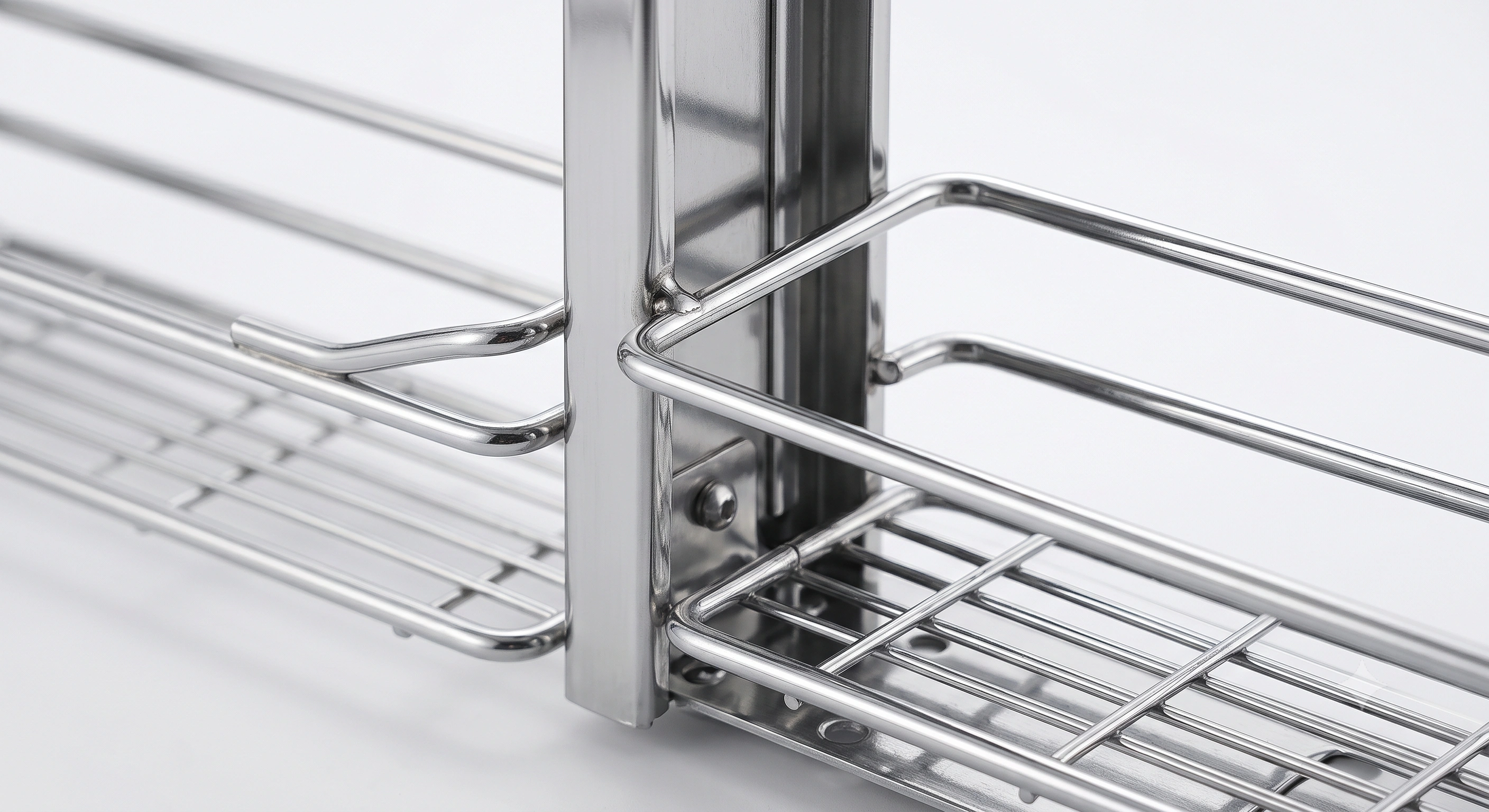 Pearl 4 mm Bottle Pullout Basket image 3
